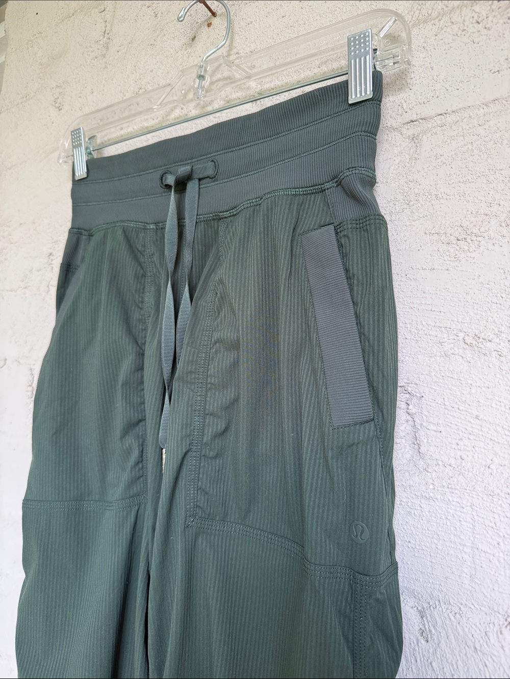 Lululemon Dance Studio Mid-Rise Pants Dark Forest Green Size 2 - Picture 5 of 13
